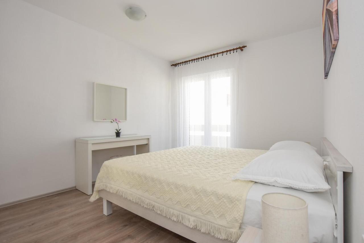 Apartmani Andreja Pag Town Extérieur photo