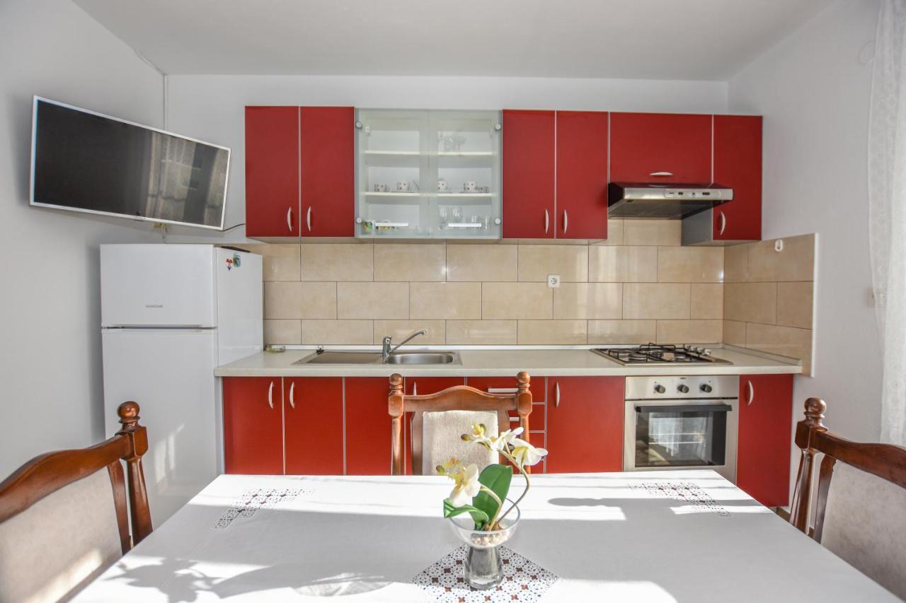 Apartmani Andreja Pag Town Extérieur photo