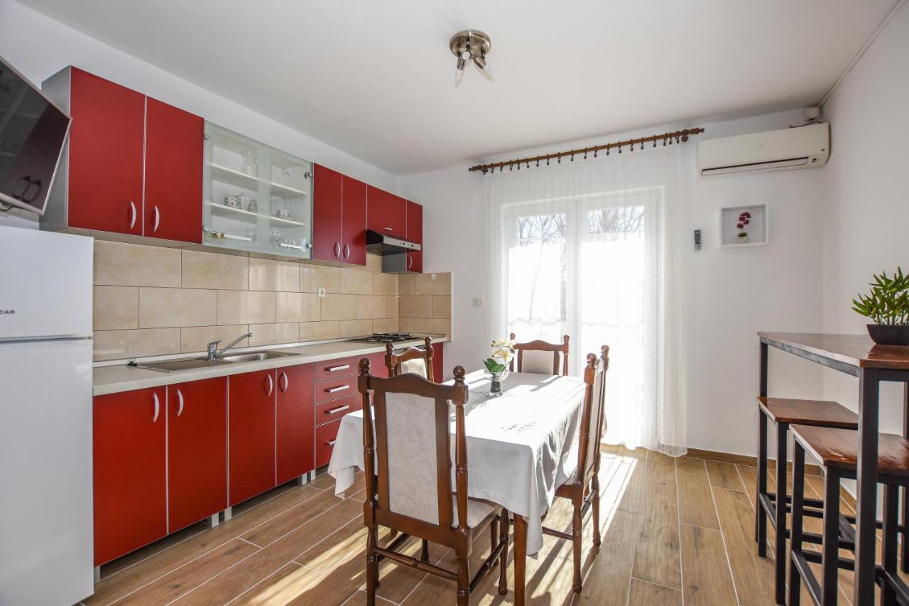 Apartmani Andreja Pag Town Extérieur photo